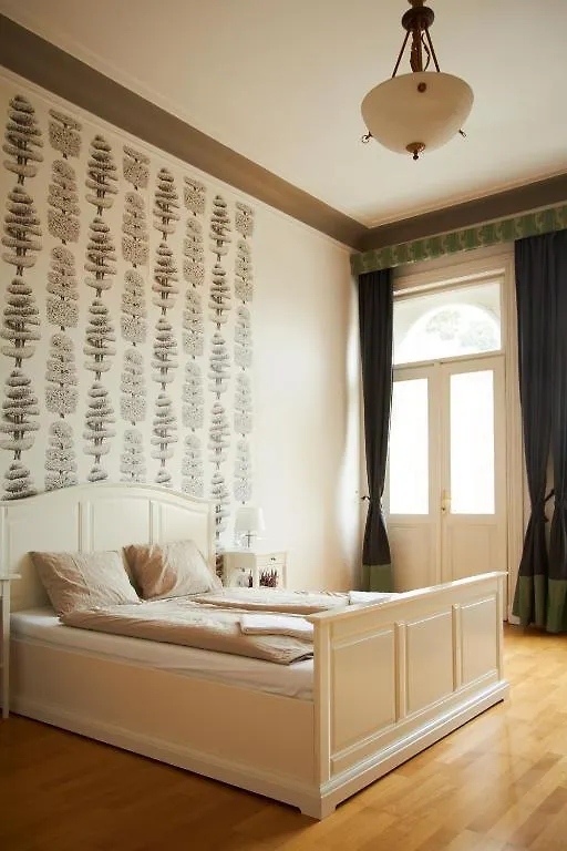 Riverside Apartments Prag