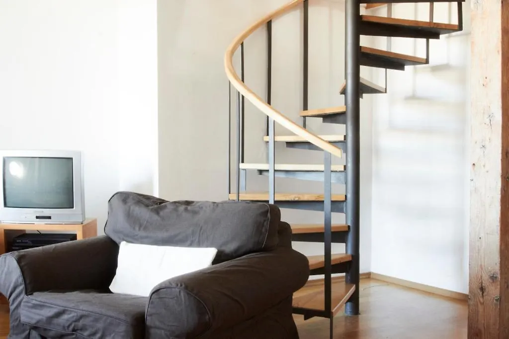 Riverside Apartments Прага Чехия
